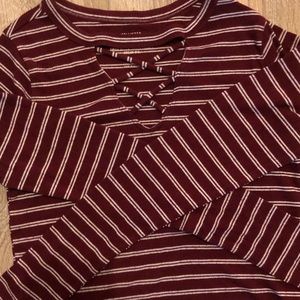 Hollister Tie Red and White Top